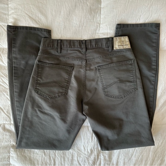 Patagonia straight slim dark grey denim pants- 31x32 - Picture 3 of 6